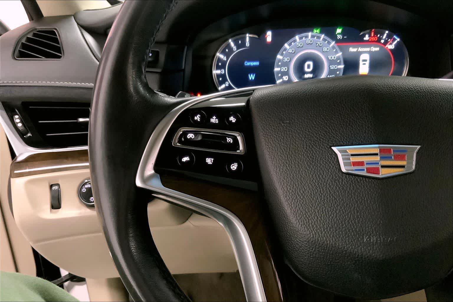 Thumbnail: 2019 Cadillac Escalade - 21