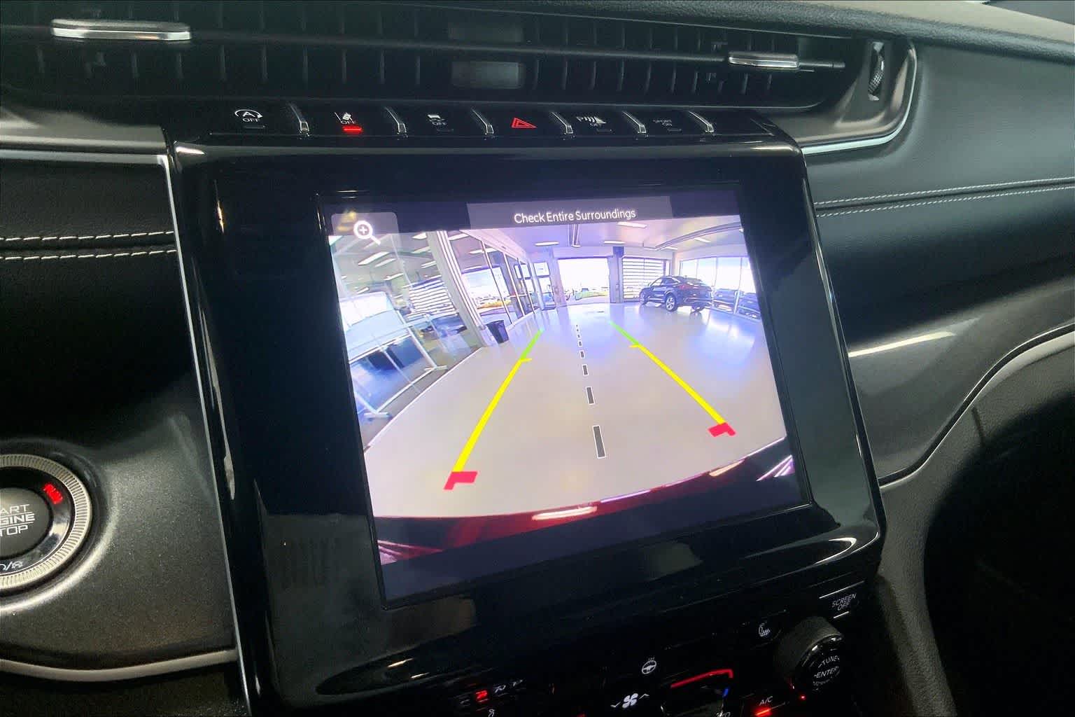 Thumbnail: 2023 Jeep Grand Cherokee - 23