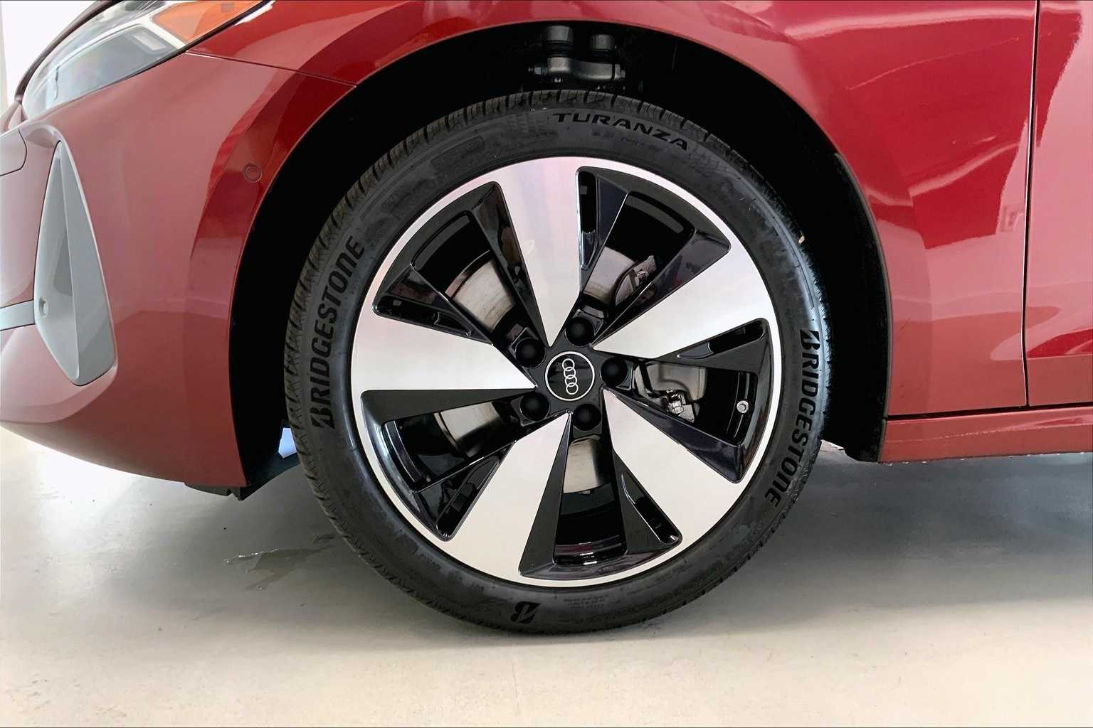 Thumbnail: 2025 Audi A5 - 8