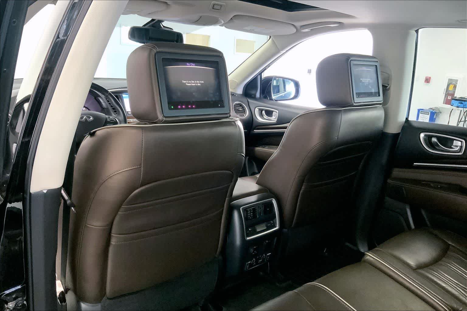 Thumbnail: 2017 INFINITI QX60 - 10