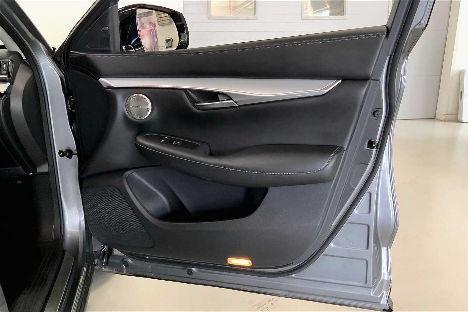 Thumbnail: 2019 INFINITI QX50 - 26