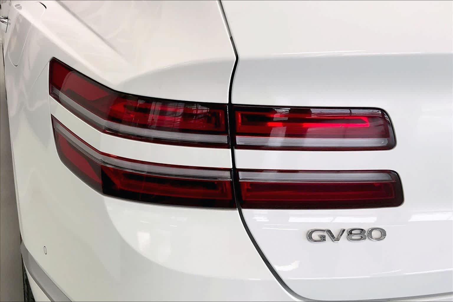 Thumbnail: 2023 Genesis GV80 - 29