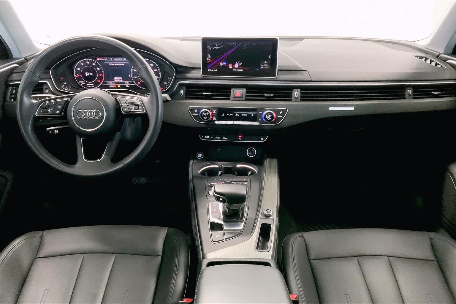 Thumbnail: 2019 Audi A4 - 10