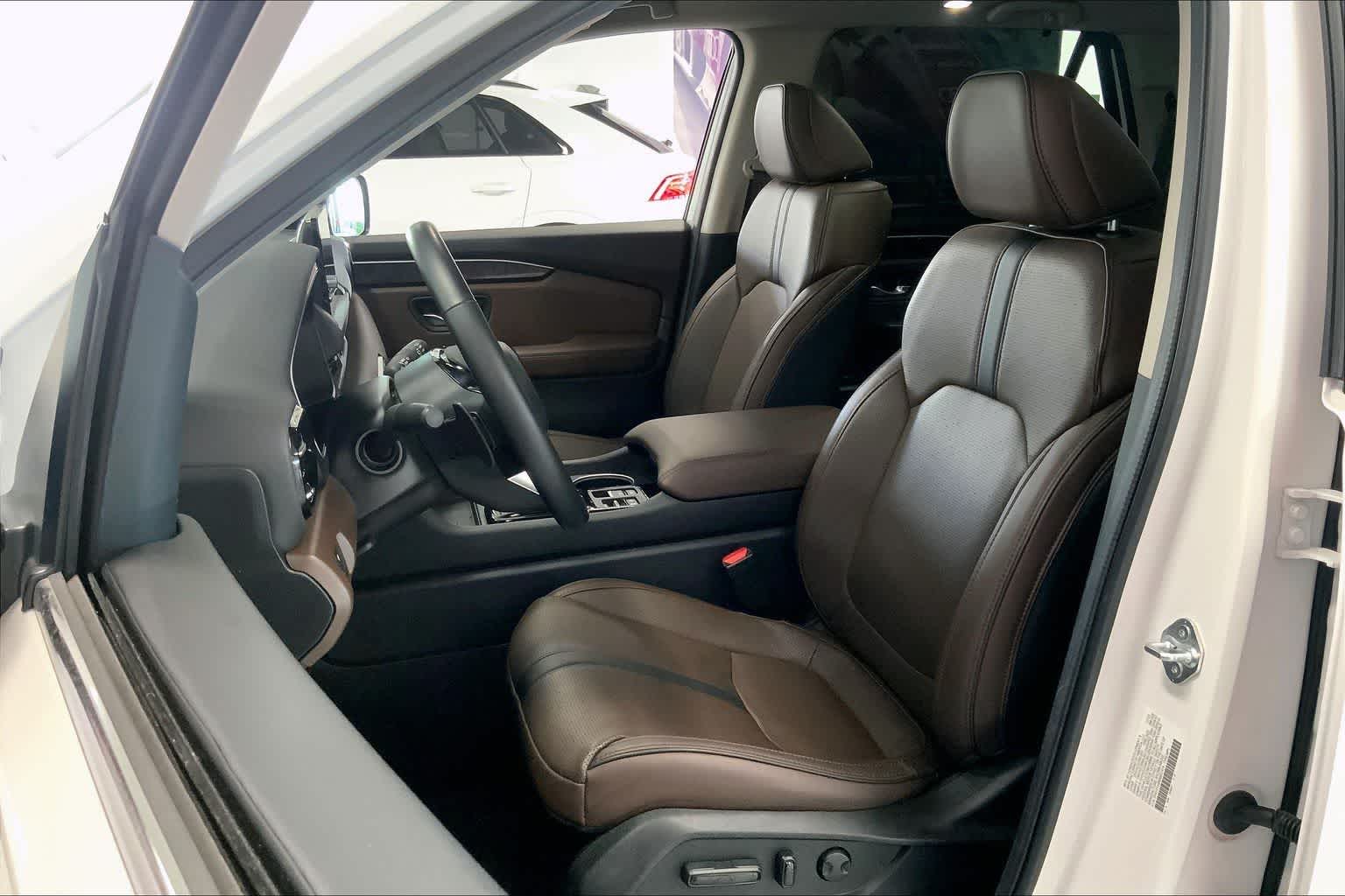 Thumbnail: 2024 Honda Pilot - 9