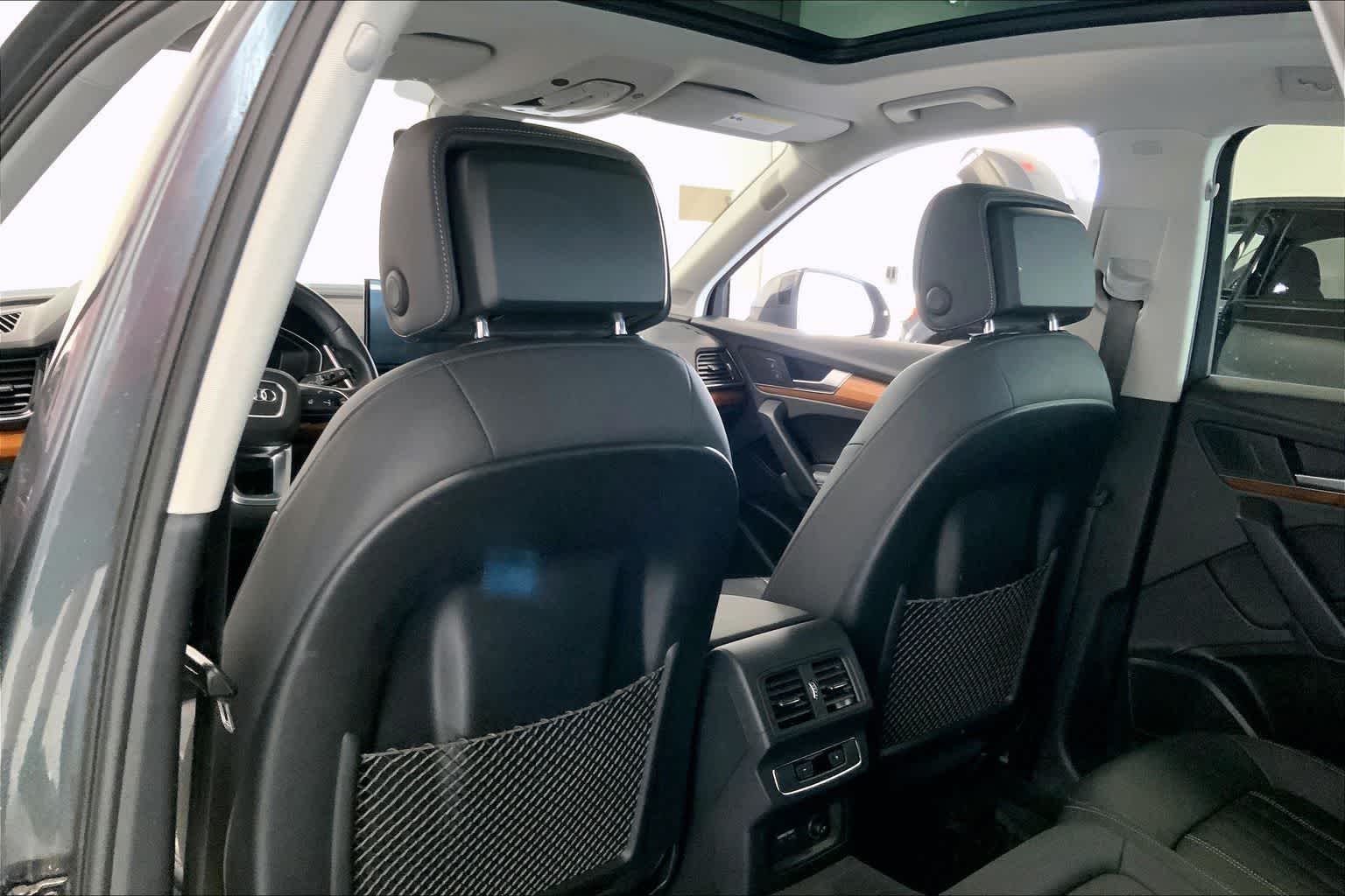 Thumbnail: 2022 Audi Q5 - 10