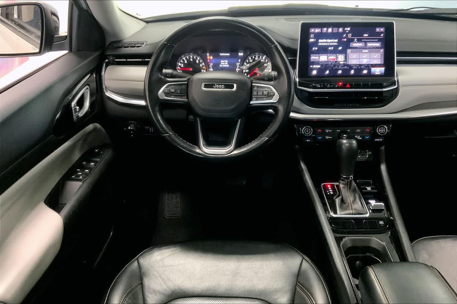 Thumbnail: 2022 Jeep Compass - 13