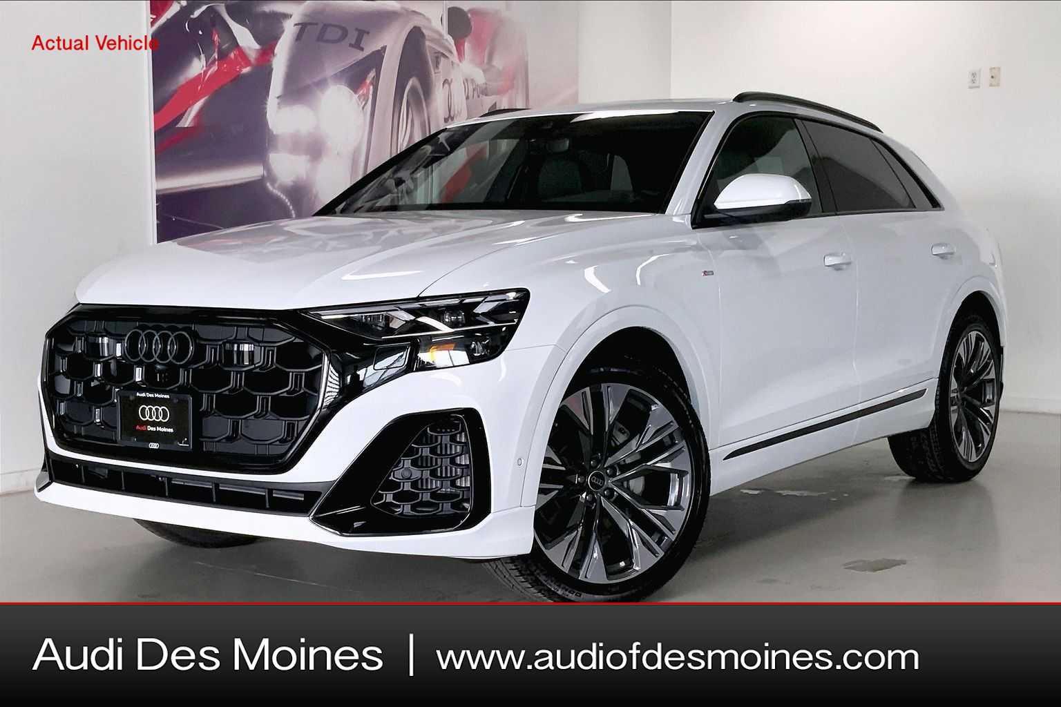Thumbnail: 2026 Audi Q8 - 1