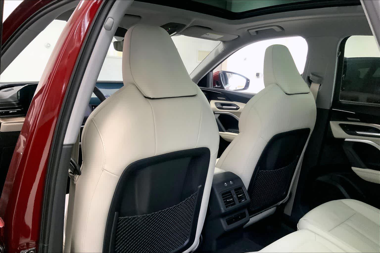 Thumbnail: 2025 Audi Q5 - 12