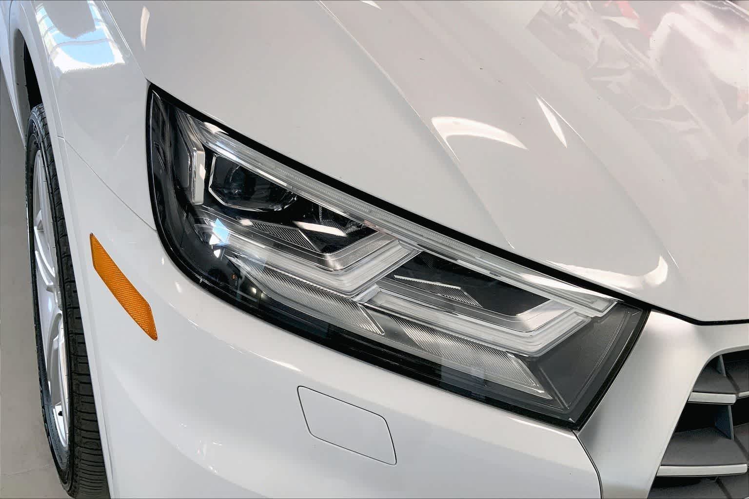 Thumbnail: 2020 Audi Q5 - 27