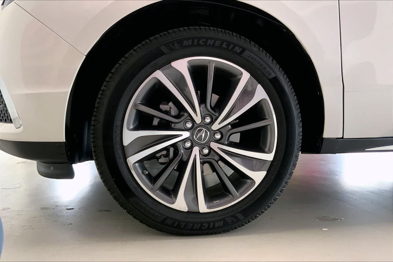 Thumbnail: 2019 Acura MDX - 7