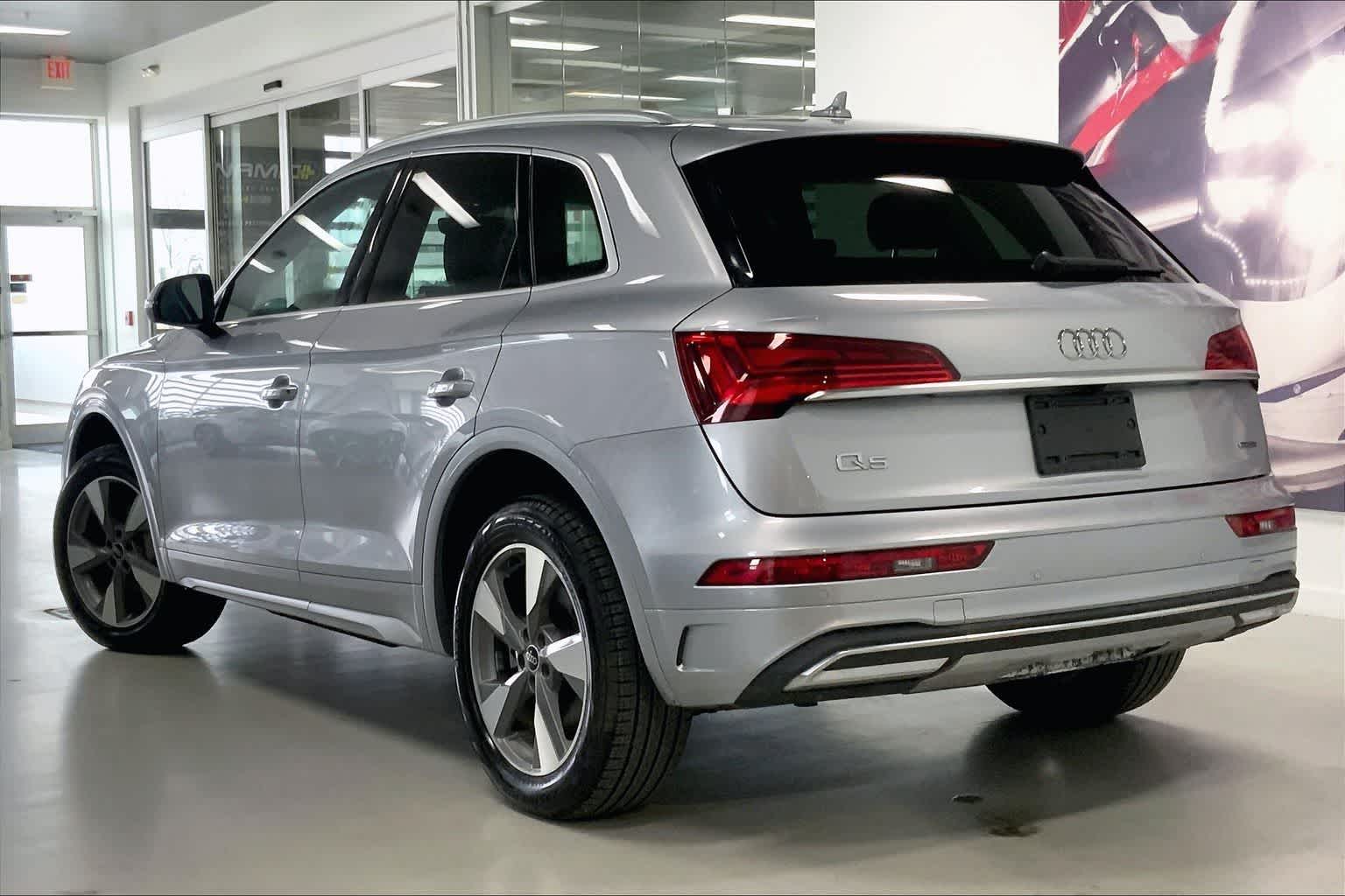 Thumbnail: 2023 Audi Q5 - 4