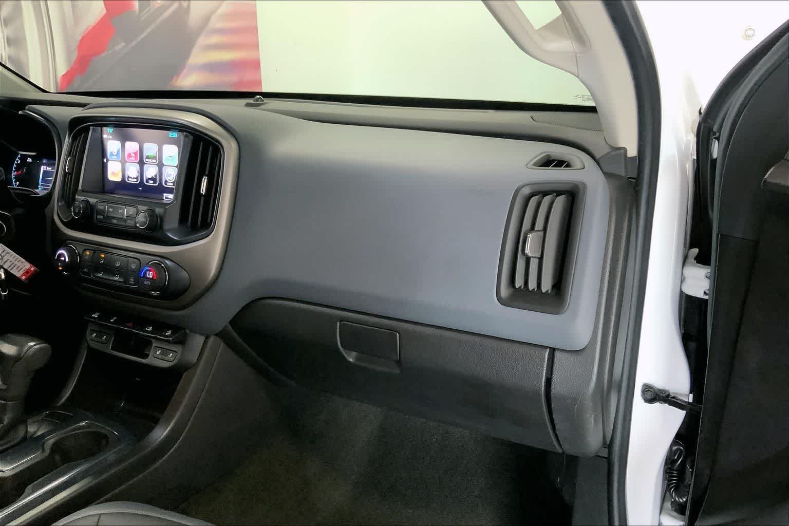 Thumbnail: 2017 Chevrolet Colorado - 19