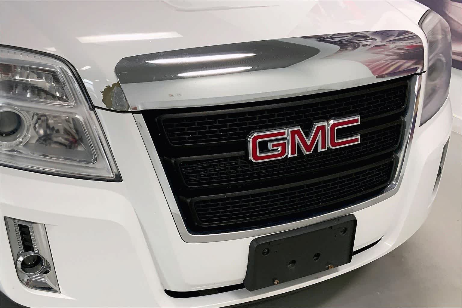 Thumbnail: 2015 GMC Terrain - 28