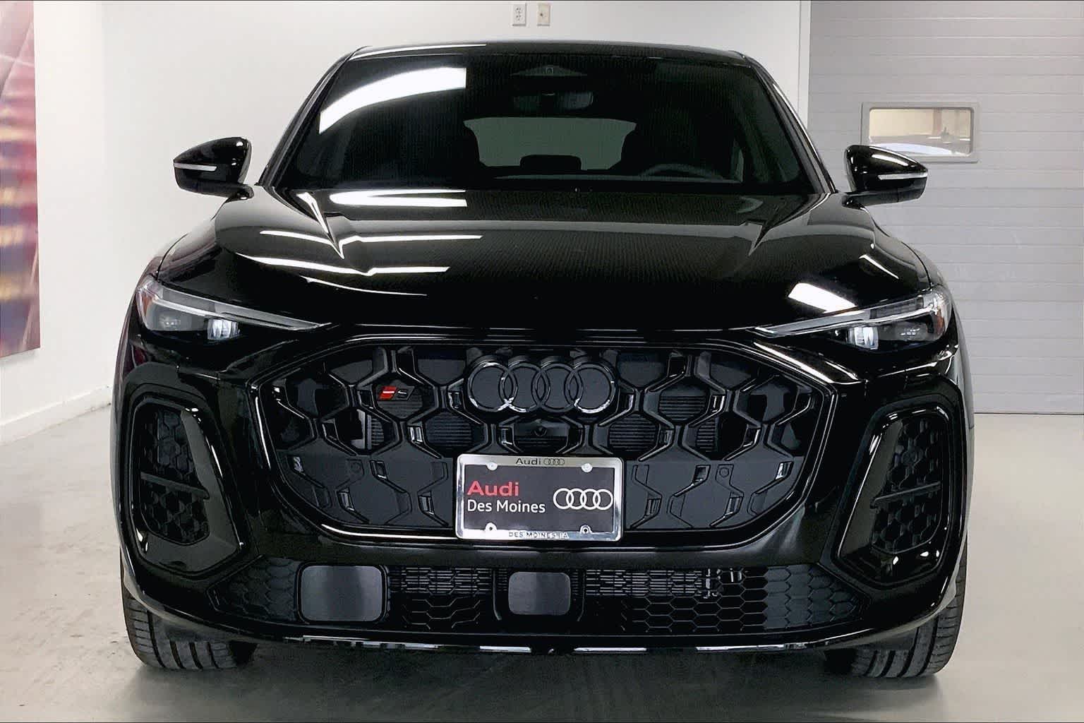 Thumbnail: 2025 Audi SQ5 - 6