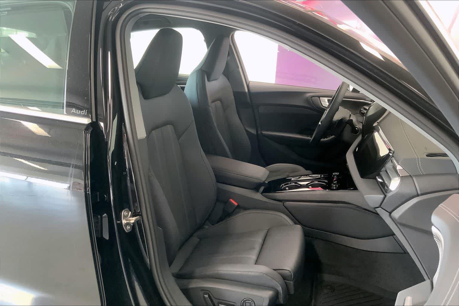 Thumbnail: 2025 Audi A5 - 13