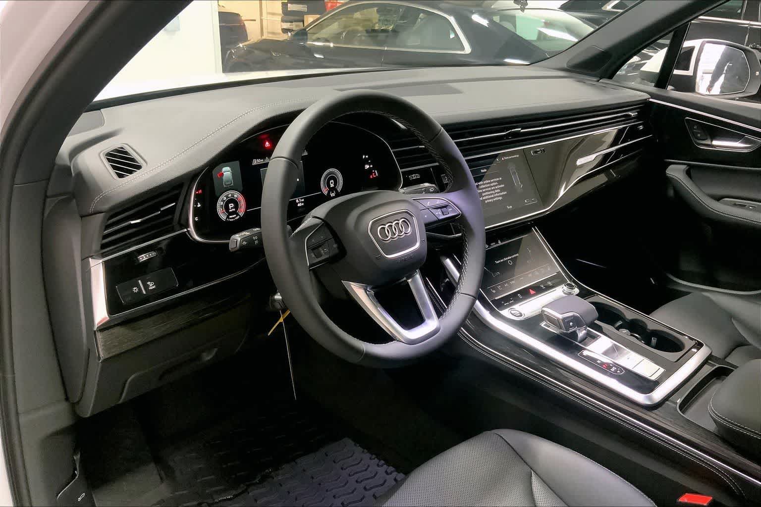 Thumbnail: 2026 Audi Q7 - 2