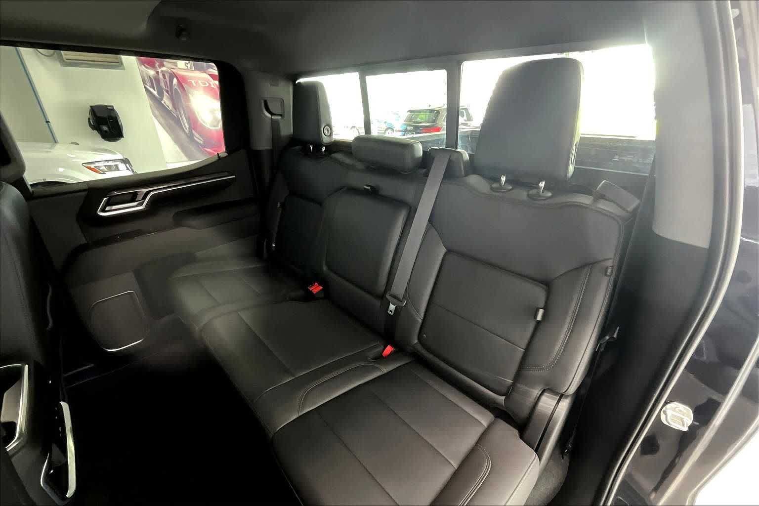 Thumbnail: 2022 Chevrolet Silverado 1500 - 25