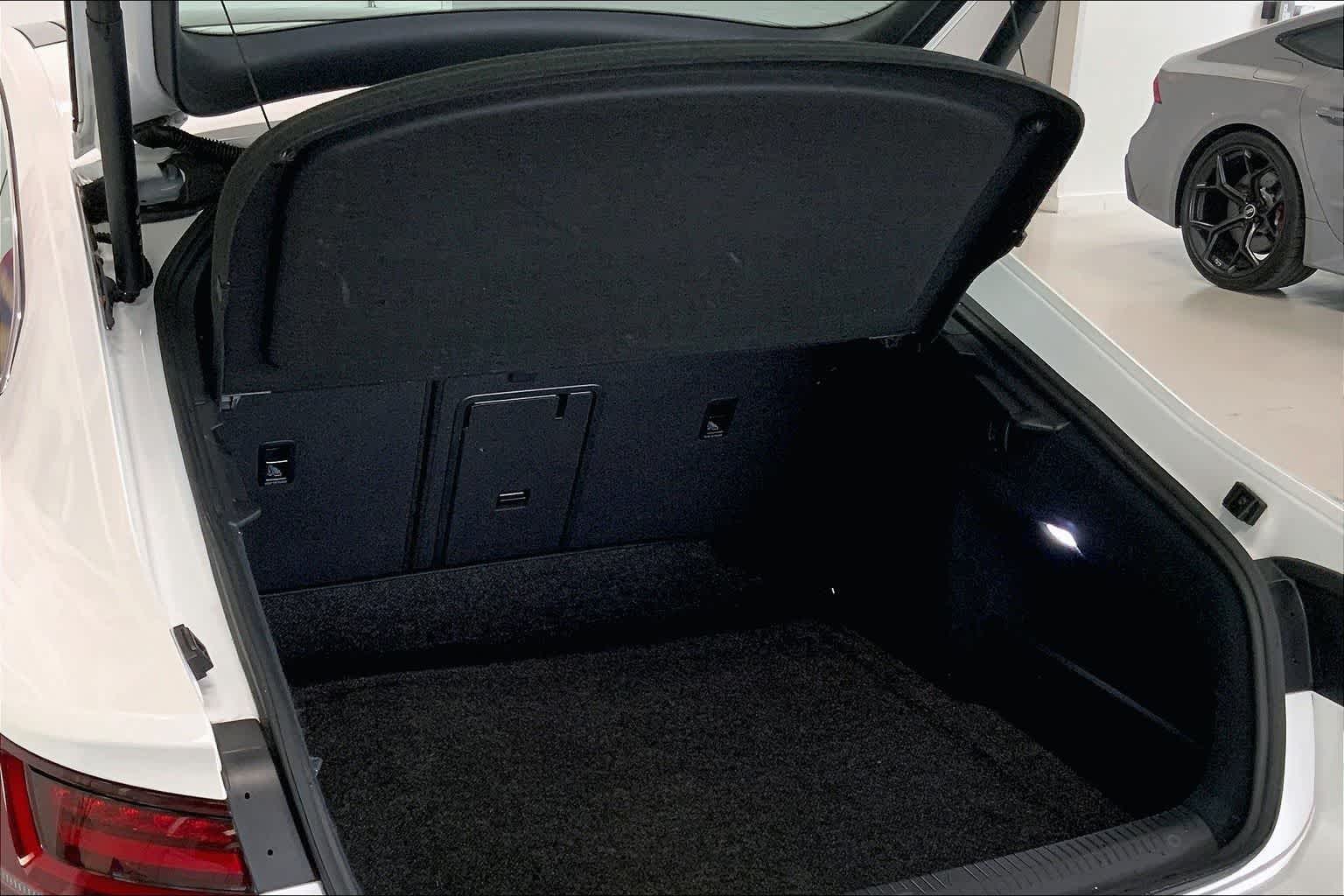 Thumbnail: 2023 Volkswagen Arteon - 16