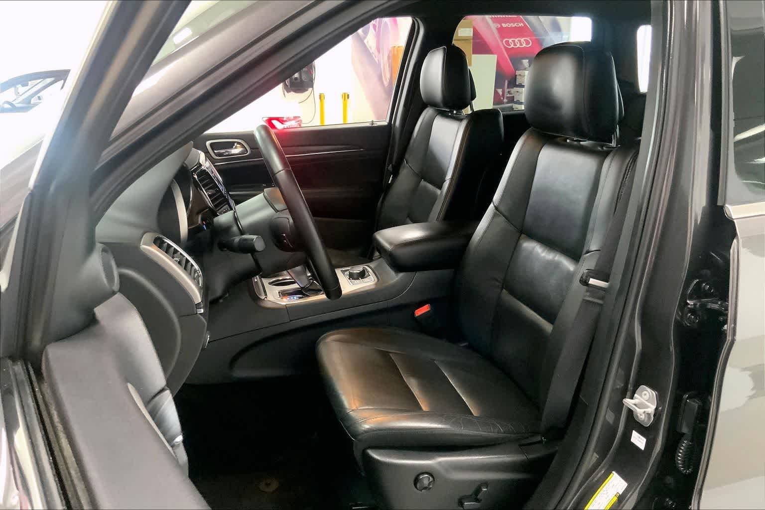 Thumbnail: 2019 Jeep Grand Cherokee - 9