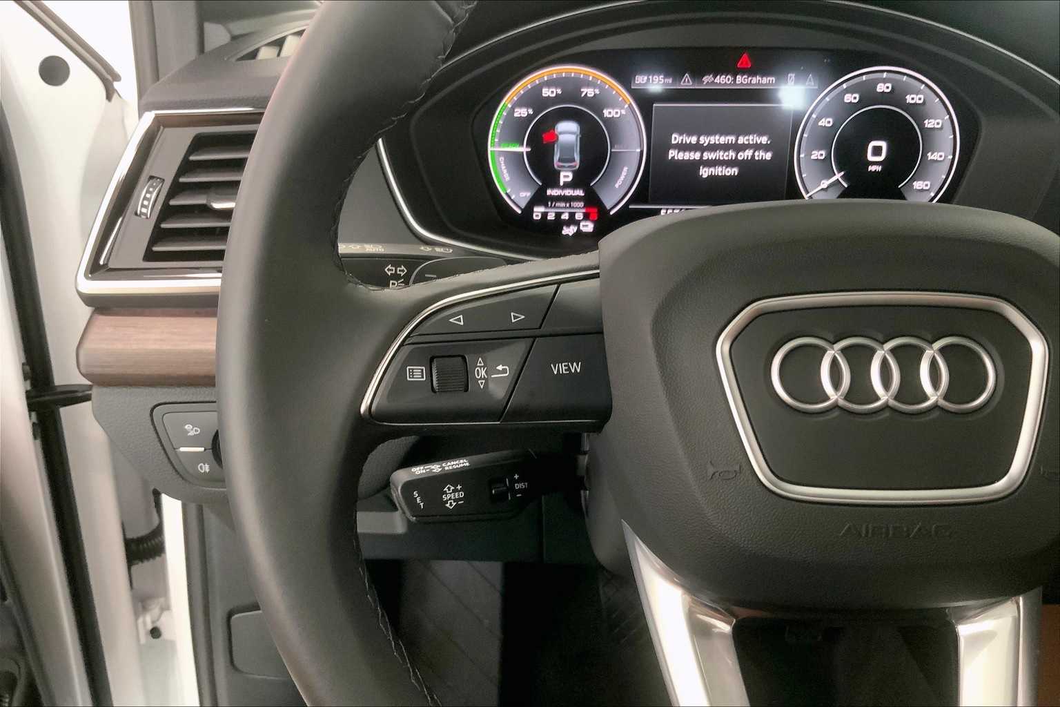 Thumbnail: 2025 Audi Q5 - 14