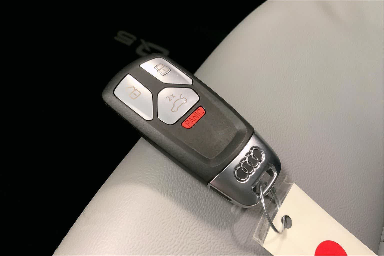 Thumbnail: 2022 Audi Q5 - 18