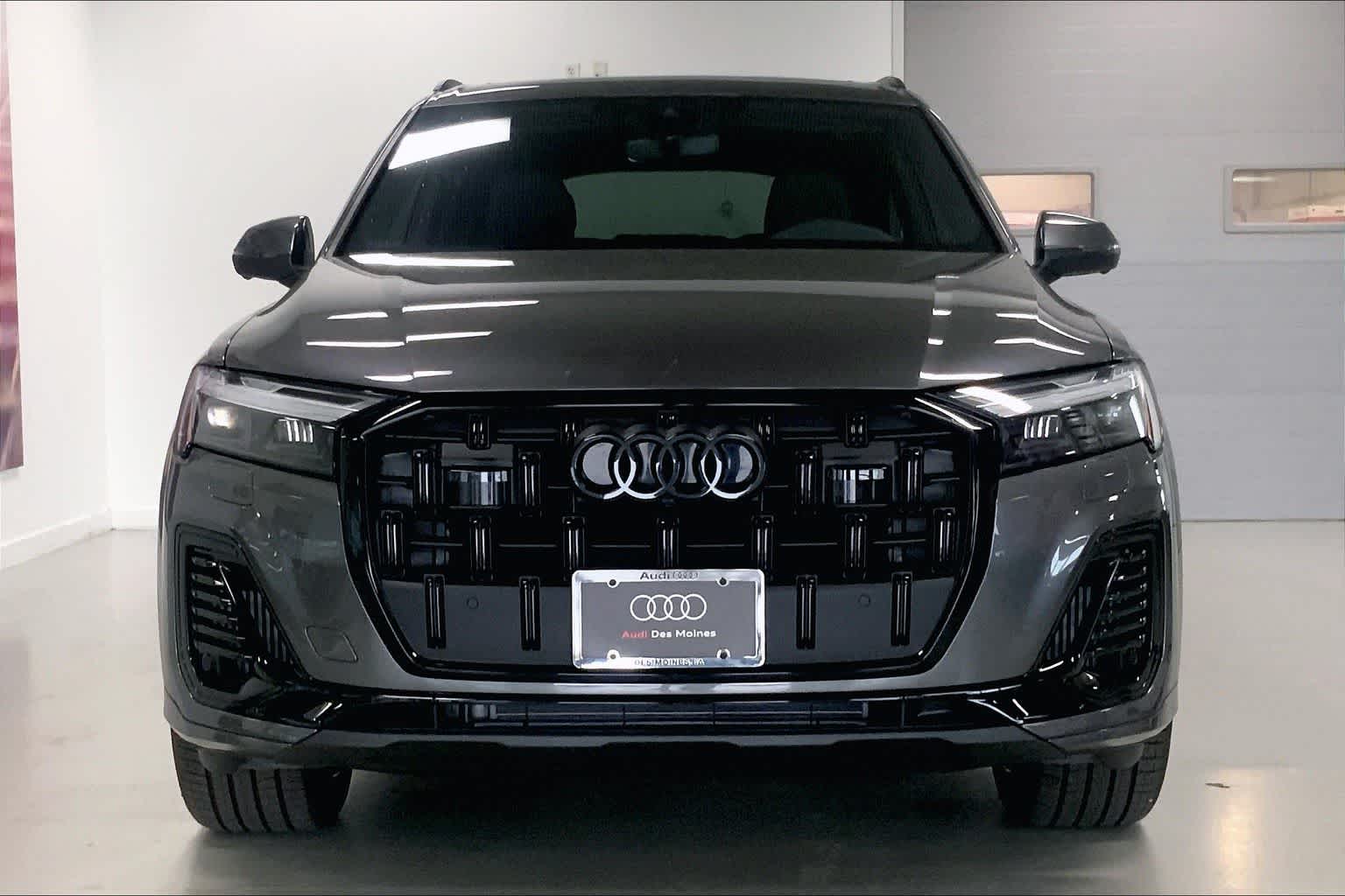 Thumbnail: 2026 Audi Q7 - 6