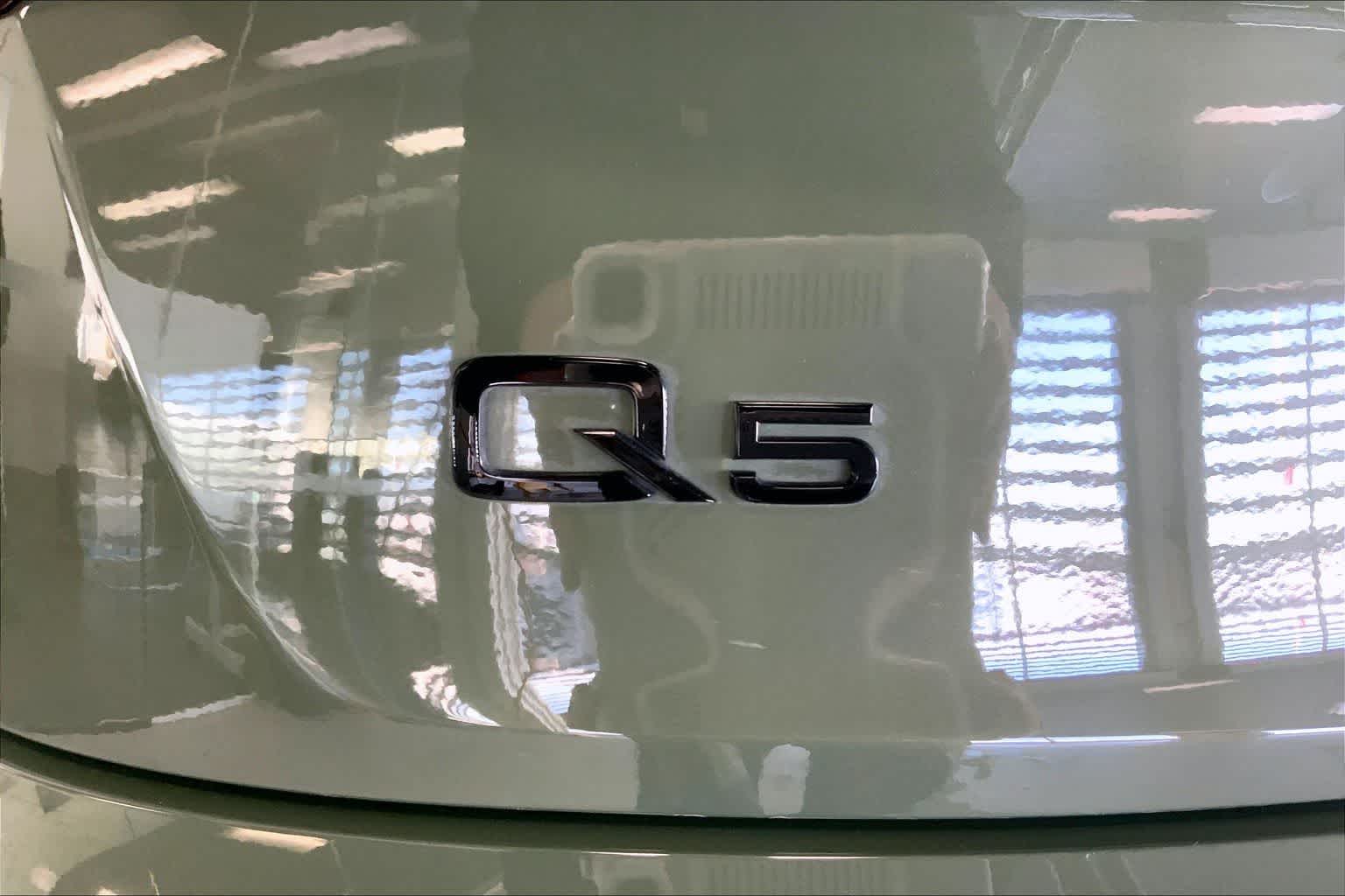 Thumbnail: 2025 Audi Q5 - 7