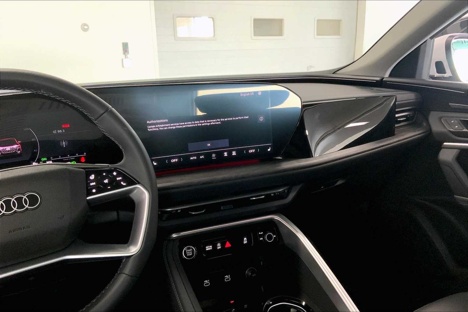 Thumbnail: 2025 Audi Q5 - 16