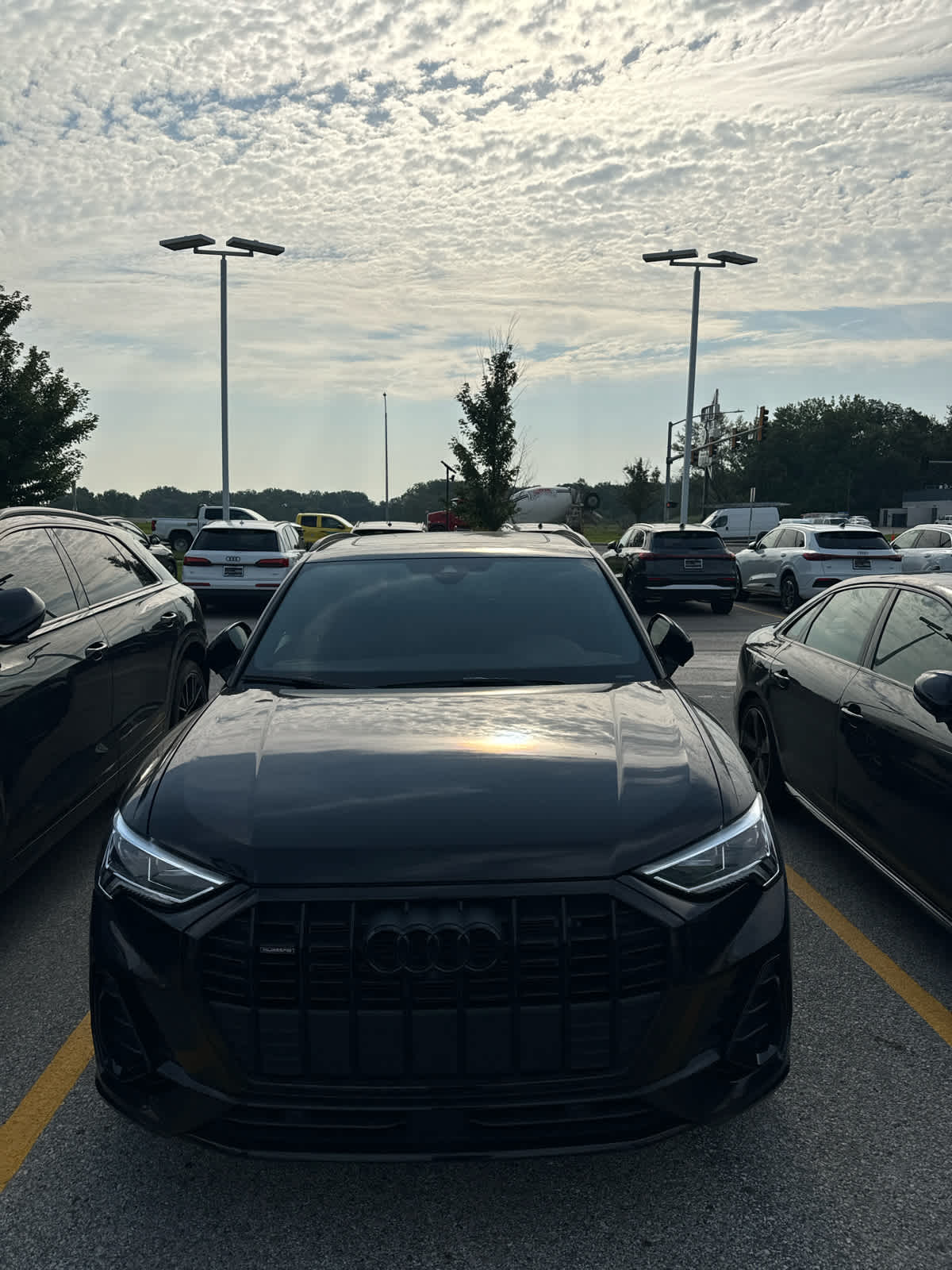 Thumbnail: 2023 Audi Q3 - 2