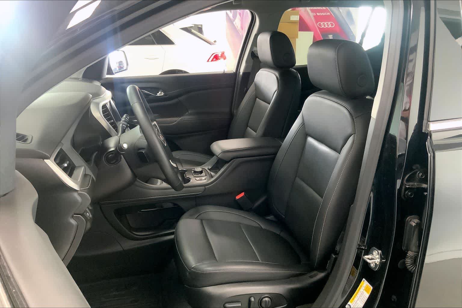 Thumbnail: 2023 GMC Acadia - 9