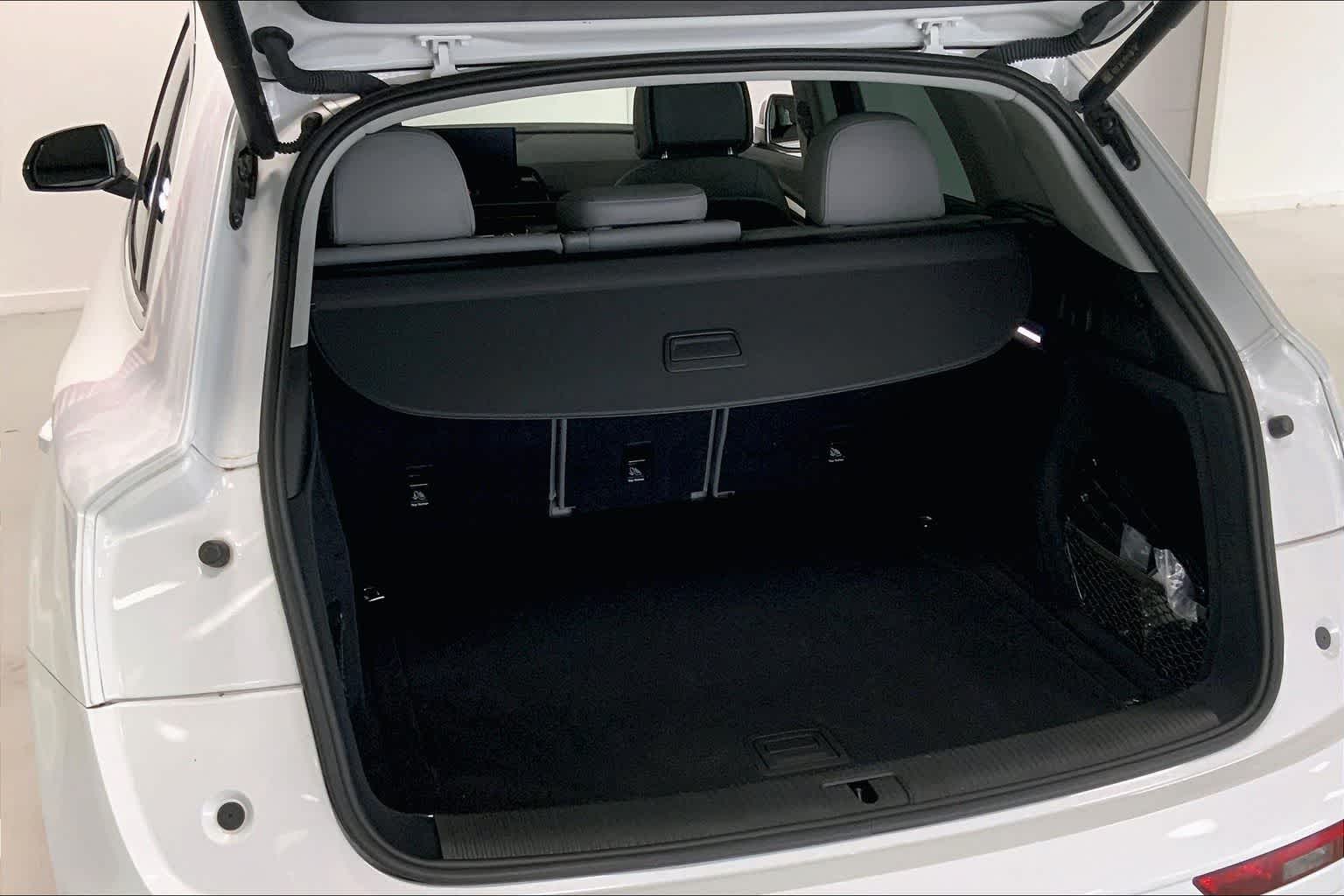 Thumbnail: 2022 Audi Q5 - 17