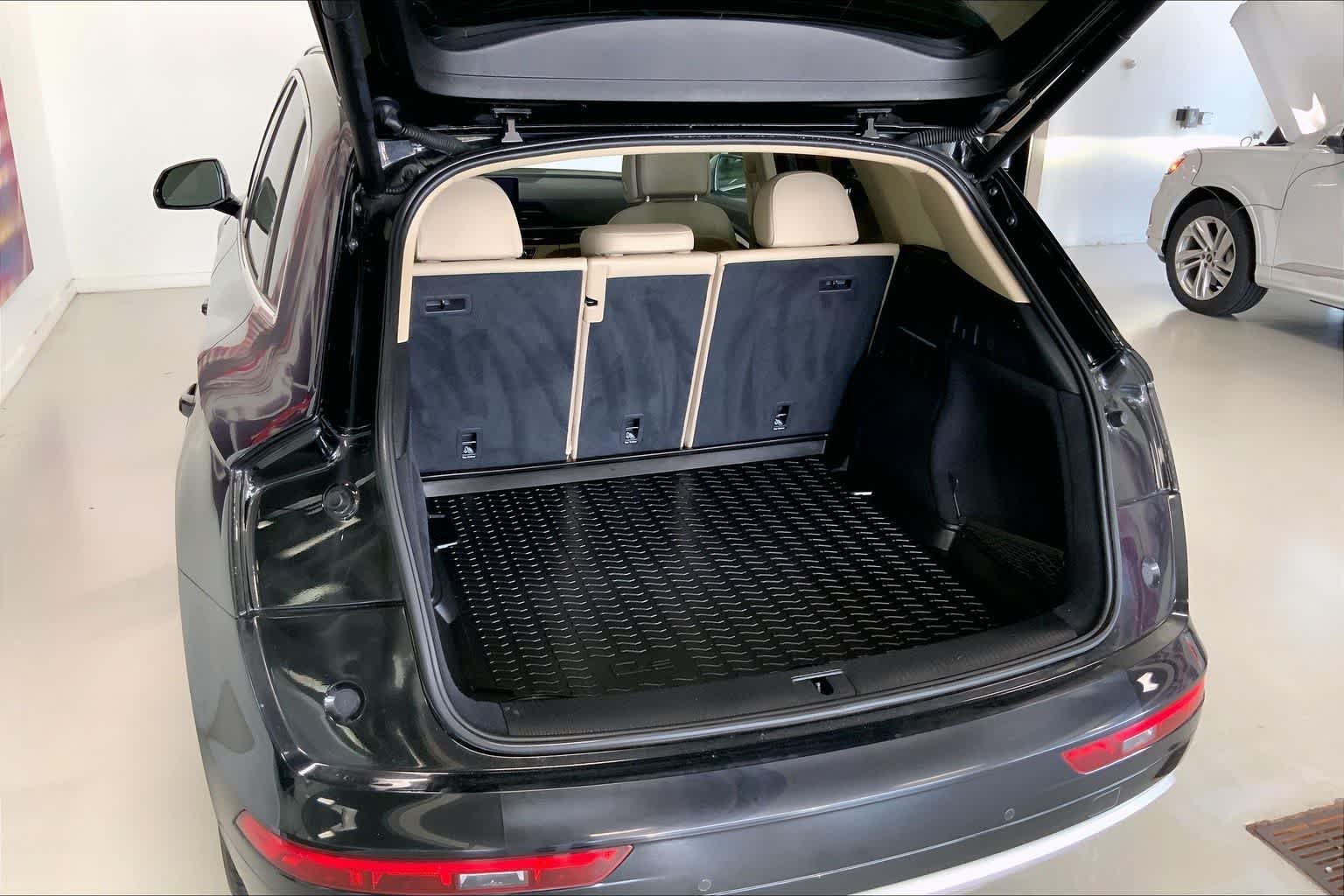 Thumbnail: 2020 Audi Q5 - 18