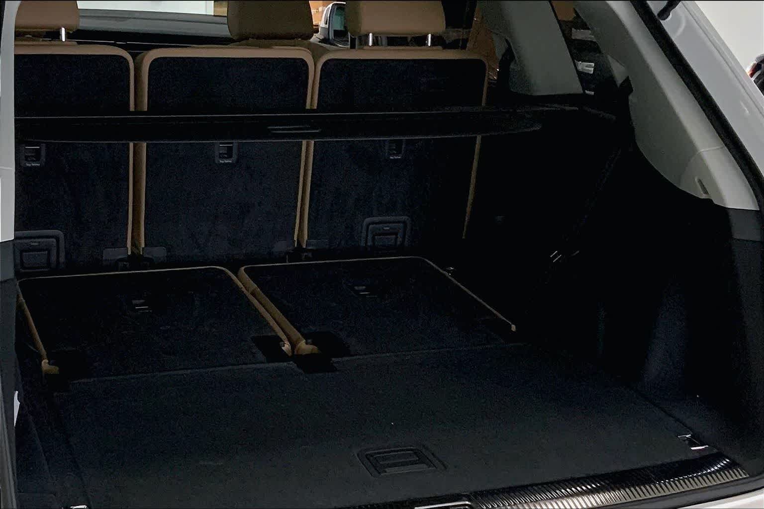 Thumbnail: 2026 Audi Q7 - 19