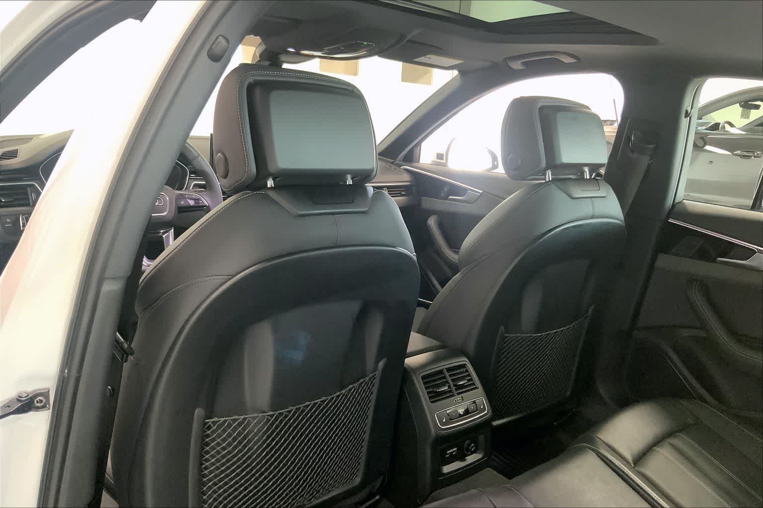 Thumbnail: 2023 Audi A4 - 10