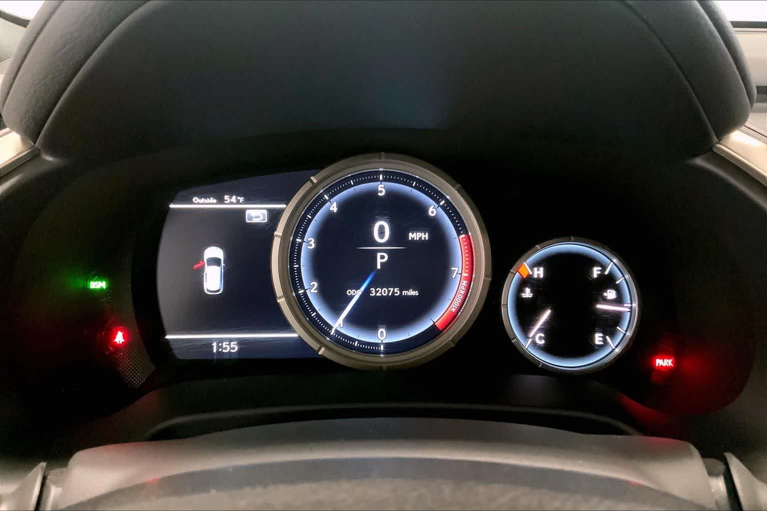 Thumbnail: 2021 Lexus RX - 16