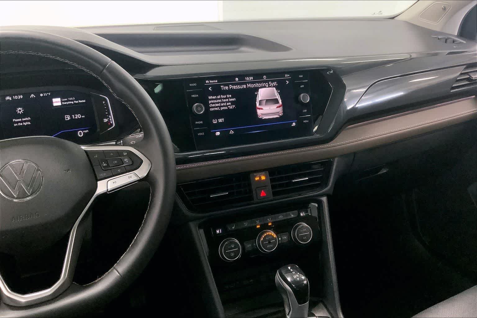 Thumbnail: 2023 Volkswagen Taos - 14