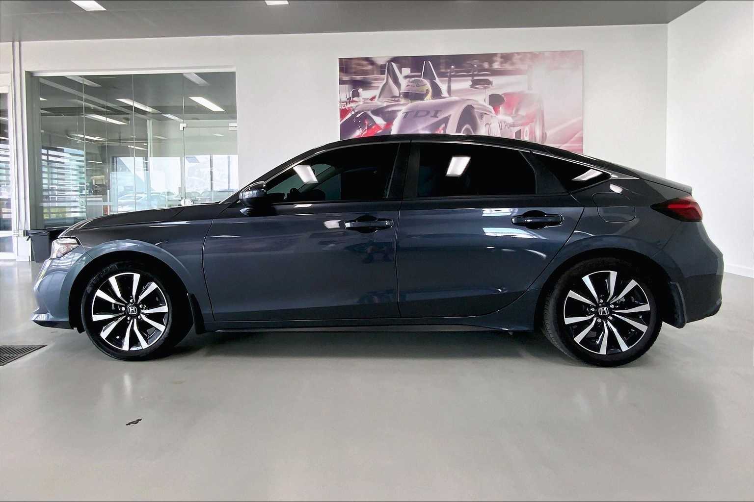 Thumbnail: 2024 Honda Civic - 3