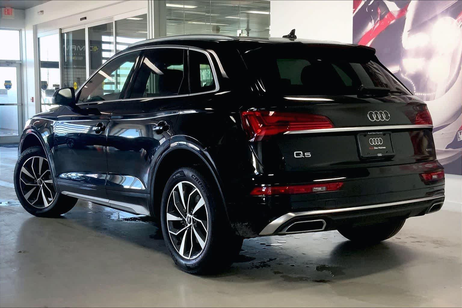 Thumbnail: 2023 Audi Q5 - 4