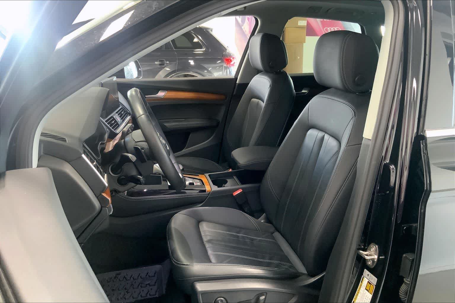 Thumbnail: 2023 Audi Q5 - 9