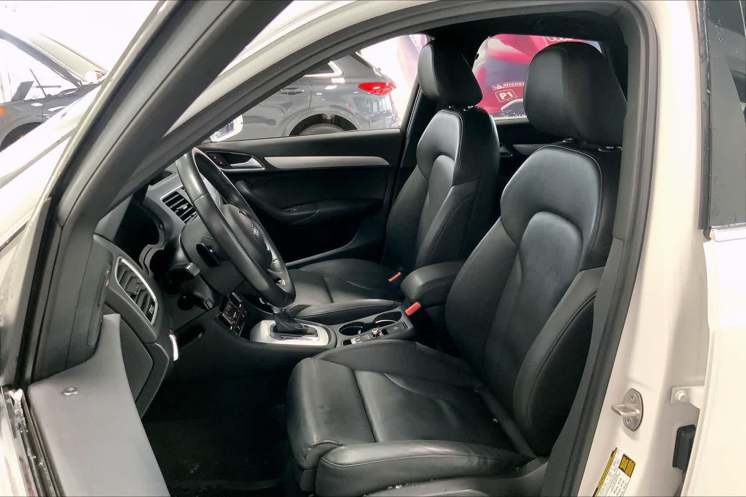 Thumbnail: 2018 Audi Q3 - 10