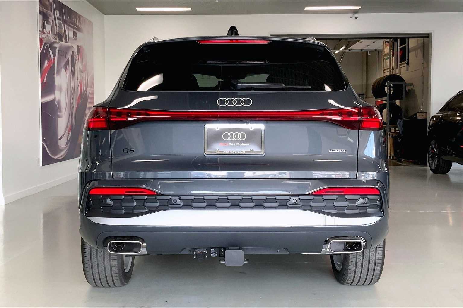 Thumbnail: 2025 Audi Q5 - 5