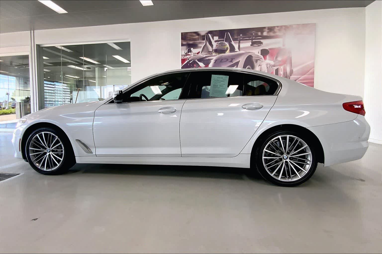 Thumbnail: 2019 BMW 5 Series - 3