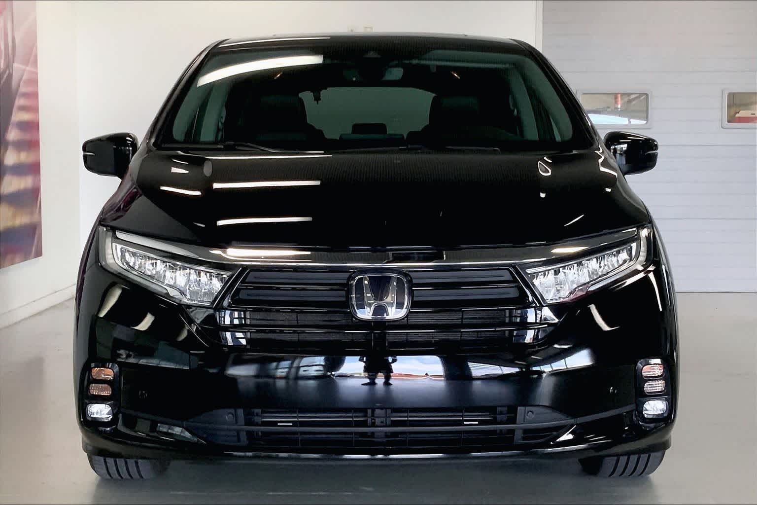 Thumbnail: 2023 Honda Odyssey - 6