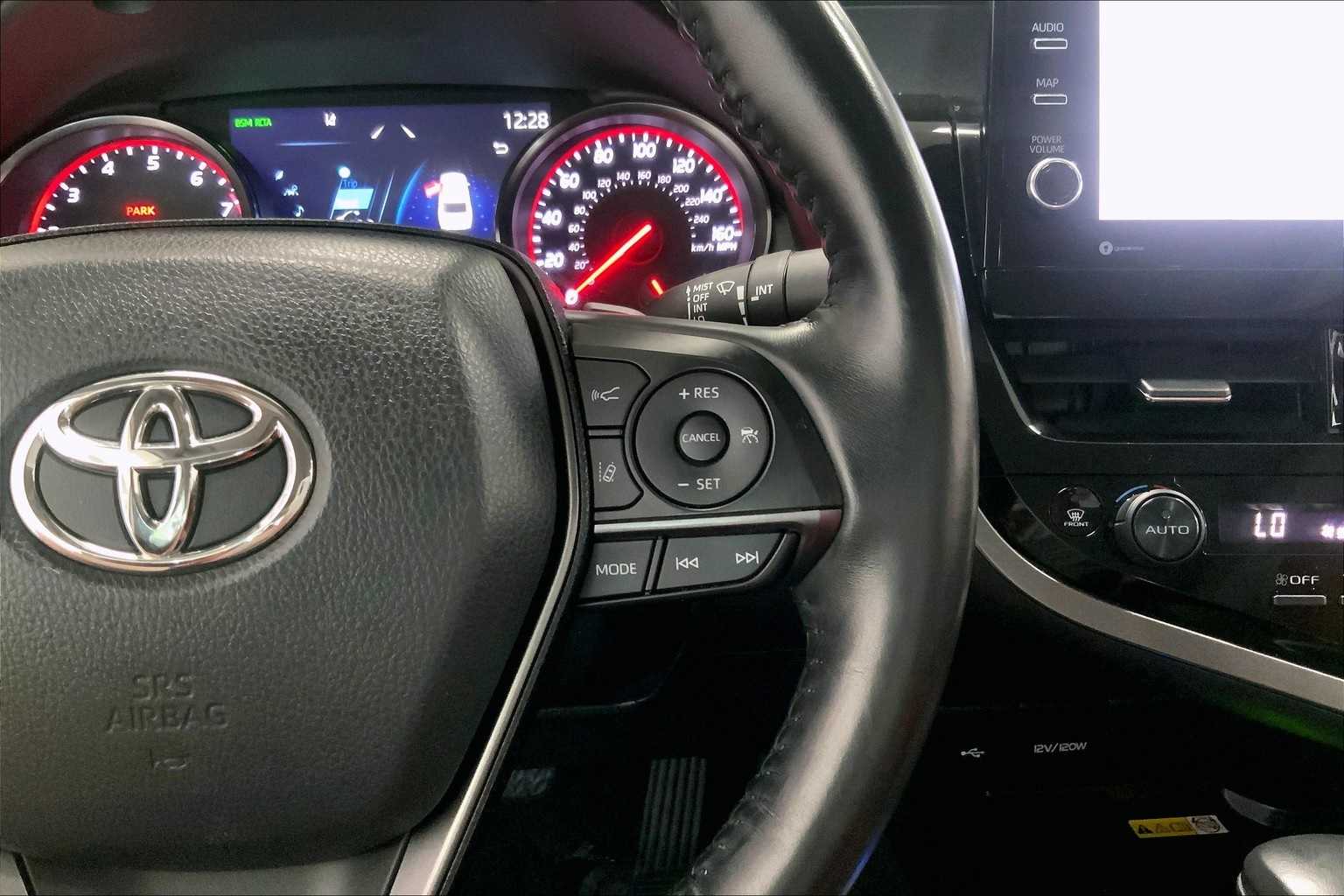 Thumbnail: 2022 Toyota Camry - 22
