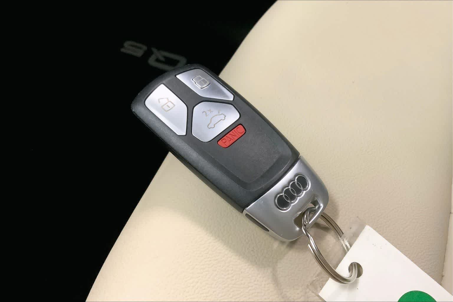 Thumbnail: 2022 Audi Q5 - 18