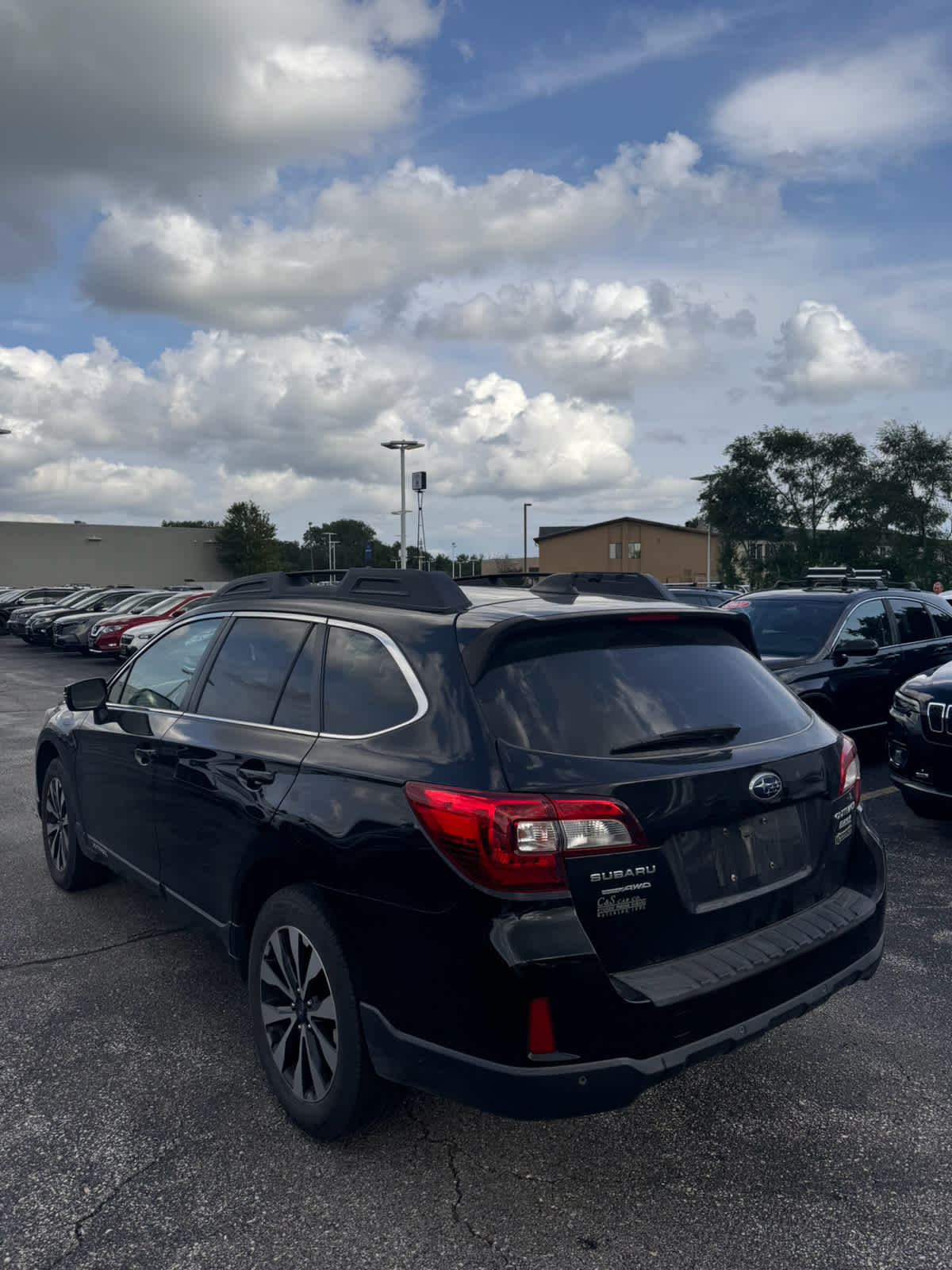Thumbnail: 2017 Subaru Outback - 5