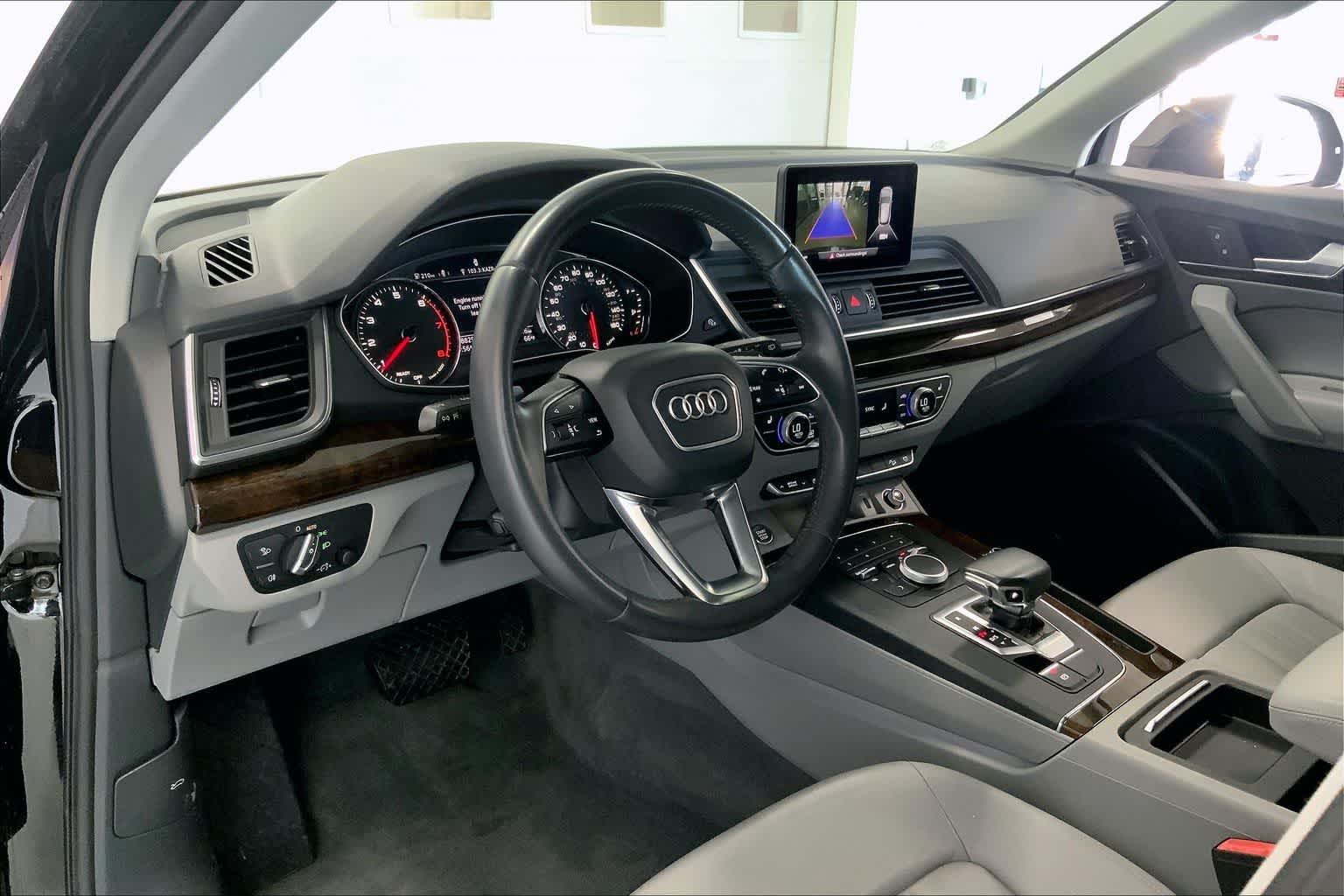 Thumbnail: 2019 Audi Q5 - 2
