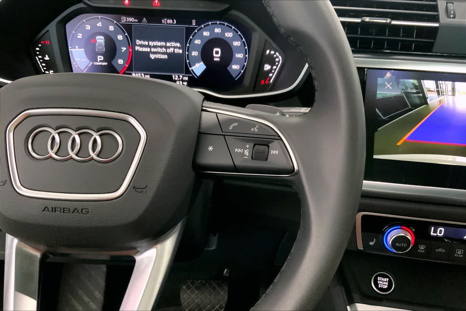 Thumbnail: 2025 Audi Q3 - 23