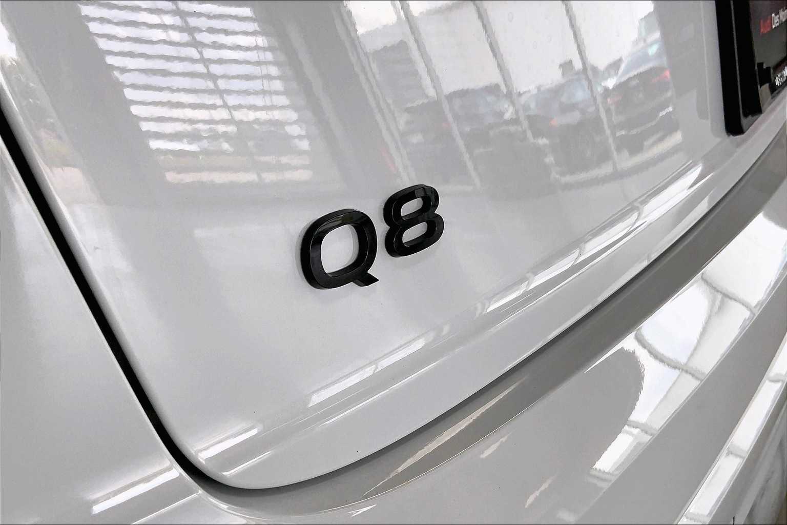 Thumbnail: 2025 Audi Q8 - 7