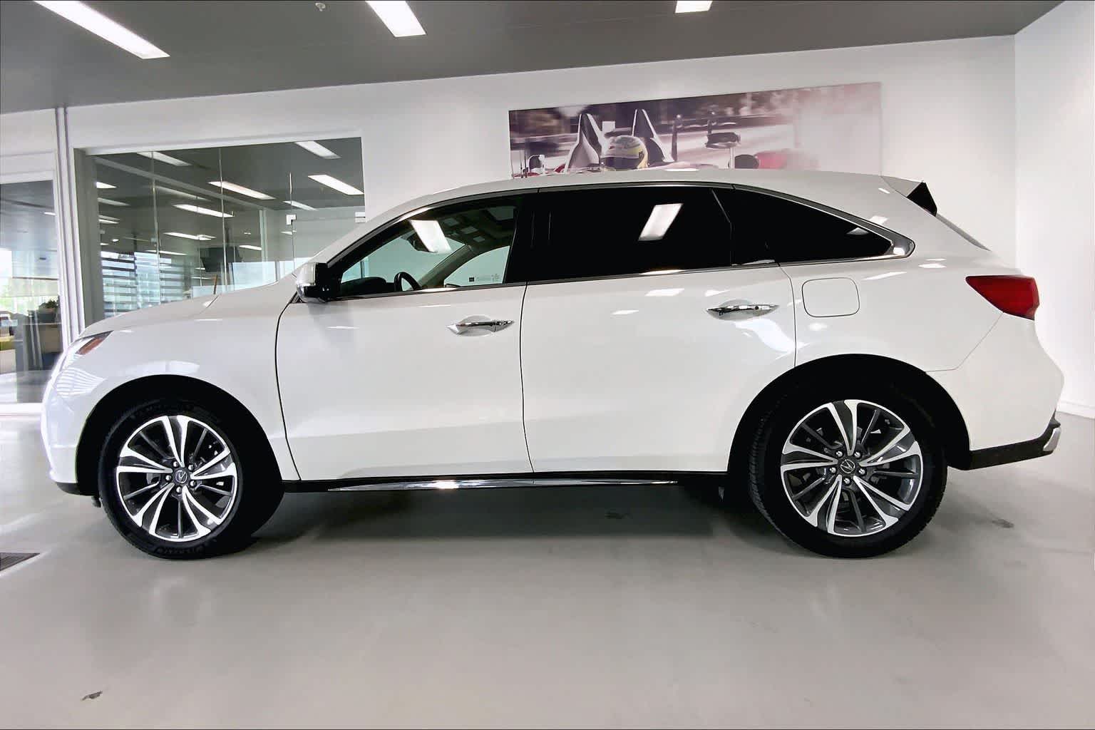 Thumbnail: 2019 Acura MDX - 3